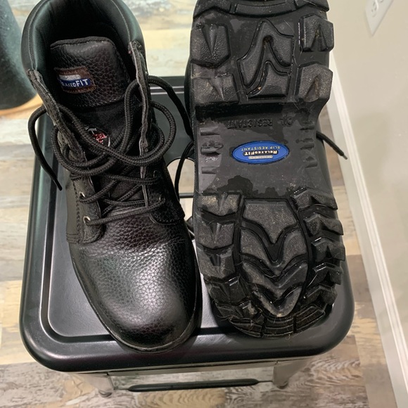 🚫SOLD🚫Women’s Skechers | Workshire Peril Steel Toe Boots sz 8.5 - Picture 7 of 8